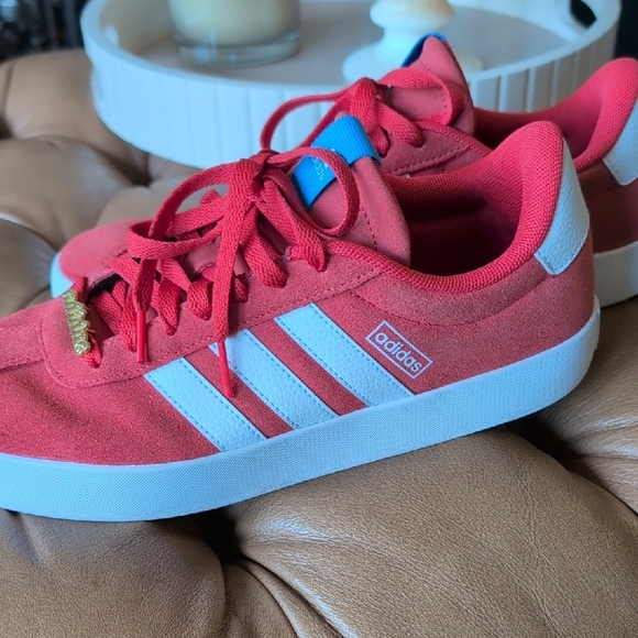 adidas Red and White VL Court 3.0 Sneakers - Picture 4 of 7